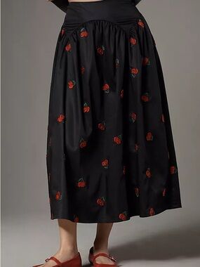 Avec Les Filles Petite Red Cherry Appliqué Midi Skirt Size MP NWT